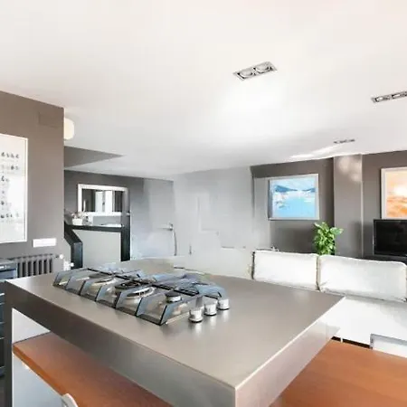 Glamor Studio By Iza